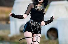 goth gothic style emo fashion girls hot model outfits dark punk metal gf ropa women victorian look clothes estilo rock