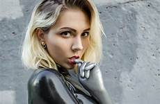 latex piglet katerina rubear catsuit kleid auswählen выбрать доску