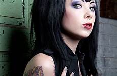 massacre goth tattooed grub kobieta bela tablicę wybierz