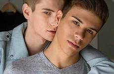 couples helix gayboy newbies relatos momentos gays perdi virginidad jungs twinks coppie homens