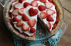 pie strawberry cream bake