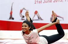 yoga india women gyms virtual international bollywood actress future downward dogs national believe shapes mass people group synchronisation performed taiwan
