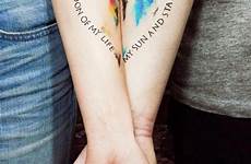 couple casal parejas tatuagem corazon hermanas acuarela criativas heartwarming asviral ourtasteforlife culturacolectiva