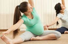 pregnant stretching