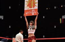 boxing girl round ring japan tokyo holds alamy 31st dec card stock asia shopping cart opbf wbo during gymnasium hiroaki