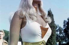 wonder woman carter lynda original fanpop 1975 blonde amazon played stevens stella