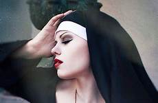 disfraces saints tell nuns monjas curas religion losing