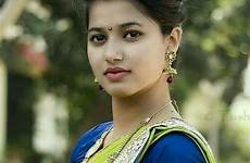 teenage ivana girl navel saree thighs thunder cute women beautifull