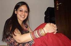 indian girls homely aunty hero