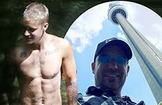 penis son justin bieber dad size nude his
