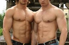 hunks twins muscle levis oleg carlson bodybuilder bulge hotties hunky konstantin männer dudes bros user bulges mannen