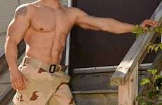 guapos militares shirtless dudes musculosos cowboys