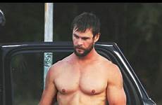 bulge hemsworth bulges