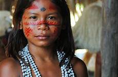 brasileiros brazil amazonas tribo indígenas tribal indias indios indigena indigenas tukana povos mulheres indígena indio escolha