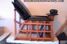 queening chaise facesitting dominatrix oral stuhl spielzimmer projets spielzeug möbel meubles magasins mobilier décoration dominatrice throne