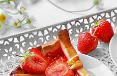 strawberries perfection insanelygoodrecipes sliced