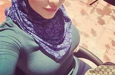 arab muslim hijabi hijabista payudara remas jilboob