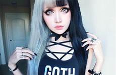goth girls gothic sexy emo hair hot dark cute lolita split pastel fashion ebaumsworld punk style grunge alternative colors beauty
