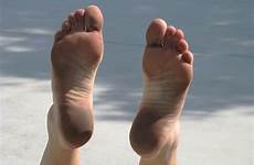 feet soles wallpaper foot toes heels barefeet barefooted angle dirtyfeet wallhere flickr