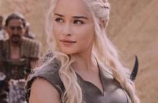daenerys thrones game emilia clarke targaryen season khaleesi beautiful queen dragons hbo cersei characters lannister mother aesthetic safe asoiaf video