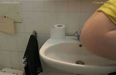 peeing piss sideview wmv toilet