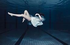 drowning girl underwater photography pool water cool drown tumblr aesthetic woman depressed sad diver beautiful dark learned lesson dress favim