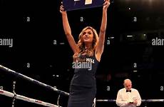 ring girl round boxing alamy stock fourth signals start