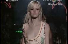 oops model catwalk nude fashion avi mb