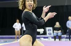 katelyn ohashi gymnastics gymnast ucla gimnasia performs raisman aly muchacha deportiva poses celebnsfw