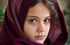 afghan afghanistan scialle retratos mccurry