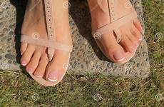piedi donna sandal erba cinghia sandalo