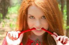 gorgeous dead redheads drop red girls beautiful hot redhead hair little barnorama pages b211