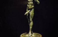 priapus guapos chicos roman greek fertility pompeii lust 9gag griego
