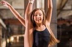 ballet dance preteen ballerina dancers balance flexibility muscles curved workout stretching improve боди sveta