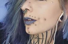 piercing piercings girl face girls body tattoo facial gothic instagram tatouage corps filles enregistrée depuis