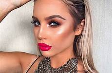 mckenzie brookelle maquillaje strobing tendencia lips brook