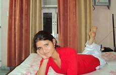 hot punjabi bedroom kudi desi girl sexy girls shalwar housewife sleep ready wallpapers beautiful