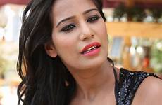 hot poonam pandey cleavage deep actress indian unknown posted