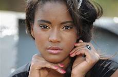 leila lopes angola luliana angolan beleza univers crowned vieira titleholder pageant 5ft 5in costa