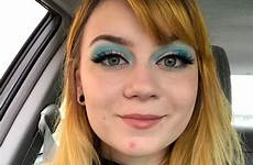 heavy makeup women coworker woman wearing reddit hates said he so eye blue eyeshadow wore shadow redditor male work who