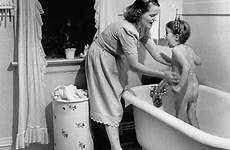 1941 housewives traditional imgsrc cusp
