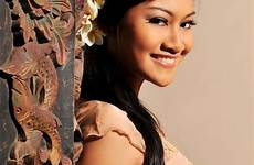 indonesian female models bali anik