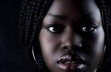guapas skinned africanas oscura piel africana morena guerreras dewy negroid raza rostro pura ler mascara hermosa