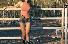 boots cowgirls hillbilly outdoor babes