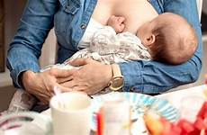 breastfeeding alcohol drinking drink while milk breast does safe mother child her take leave long