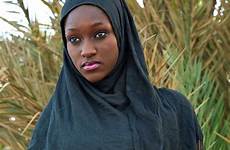 senegalese 500px jacint guiteras senegal africaines africans skinned afrique filles advertisment visages féminins