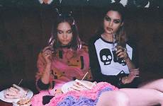 gif girls eating tumblr lazy oaf sleepover things giphy 3d happen favim everything has grunge gifs party cola coca