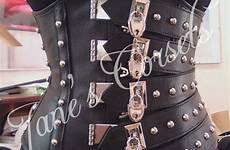 corset locking lockable