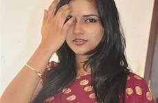 saree vasundhara stills kashyap dots