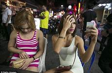 ladyboys bangkok prostitution thailand thai pattaya street norte zona tijuana في before girls gang without dailymail had old their بالصور
